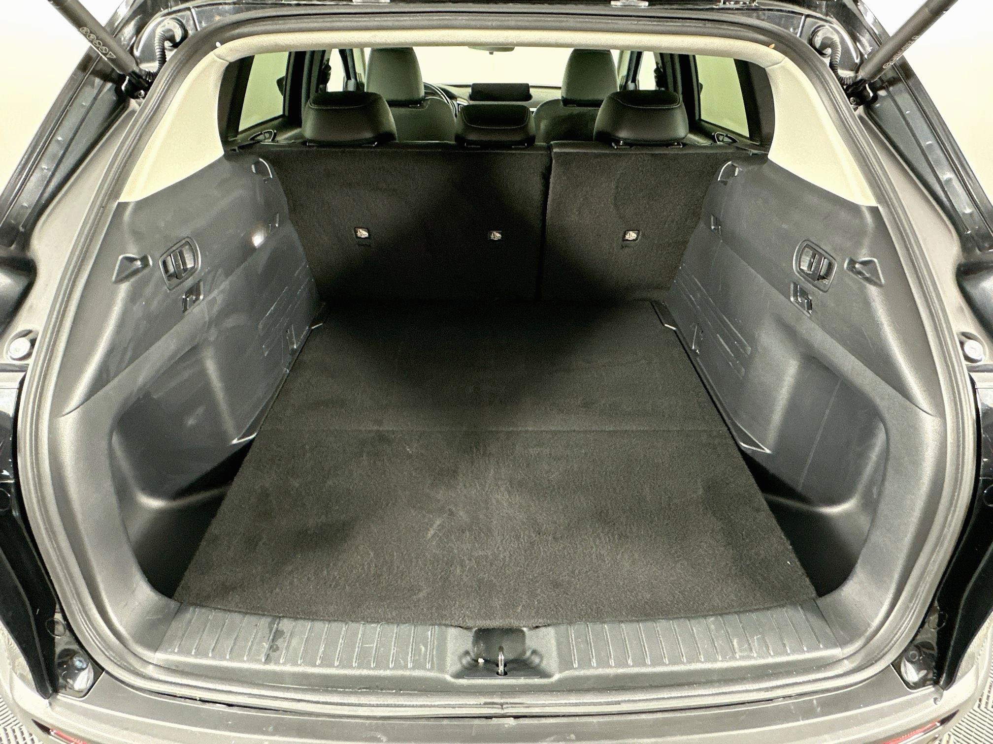 Used 2026 MAZDA CX-50 AWD 2.5 S w/ Preferred Pkg image 29