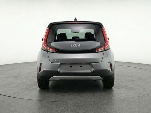 Used 2025 Kia Soul LX w/ LX Technology Package image 7