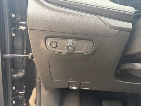 Used 2024 Buick Encore GX Preferred FWD image 12