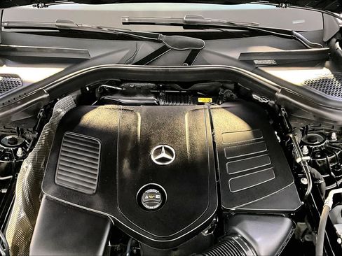 Used 2026 Mercedes-Benz GLC 300 4MATIC image 30