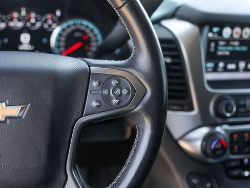 Used 2019 Chevrolet Tahoe Premier RWD image 16