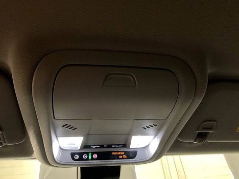 Used 2022 Chevrolet Equinox LT image 26