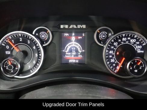 Used 2020 RAM 2500 Tradesman w/ Chrome Appearance Group image 20