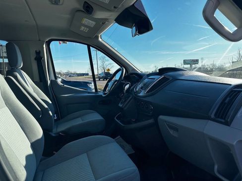 Used 2015 Ford Transit 350 XLT image 10