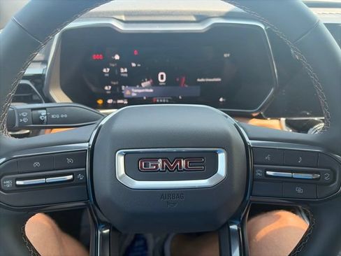 New 2026 GMC Canyon AT4 AWD/4WD image 21