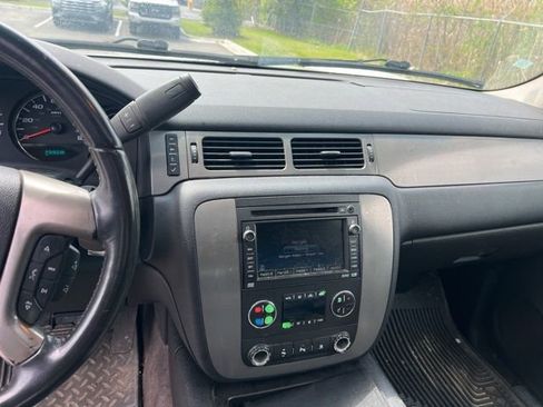 Used 2009 Chevrolet Tahoe LT AWD/4WD image 15