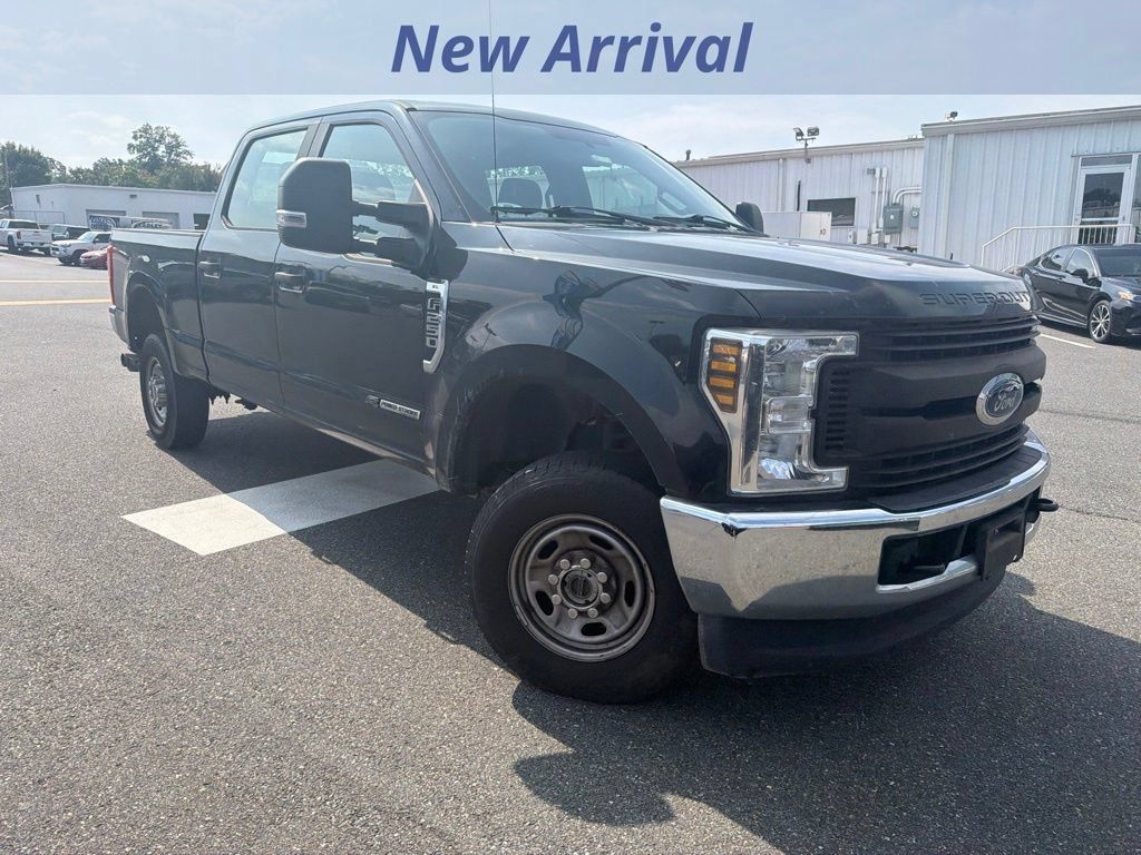 Used 2019 Ford F250 XL w/ Power Equipment Group AWD/4WD image 2