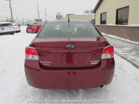 Used 2013 Subaru Impreza 2.0i image 5