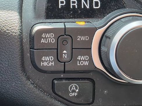 Used 2025 RAM 1500 Big Horn AWD/4WD image 18
