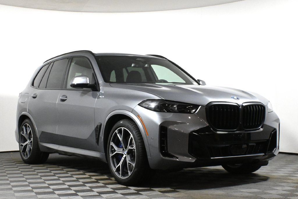 Used 2026 BMW X5 xDrive50e w/ M Sport Package AWD/4WD image 9