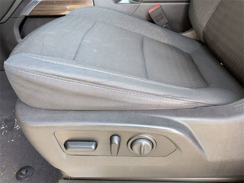 Used 2019 Chevrolet Silverado 1500 RST image 15