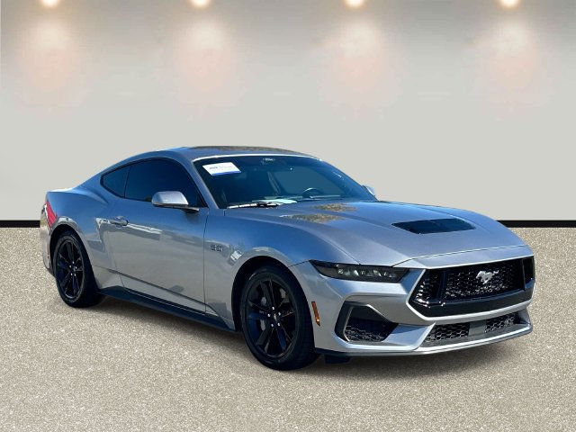 Certified 2025 Ford Mustang GT RWD image 3