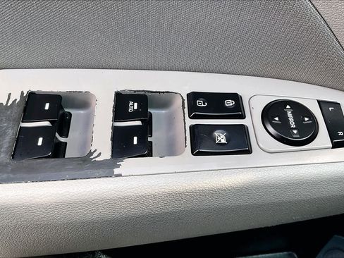 Used 2018 Hyundai Elantra Value Edition image 32