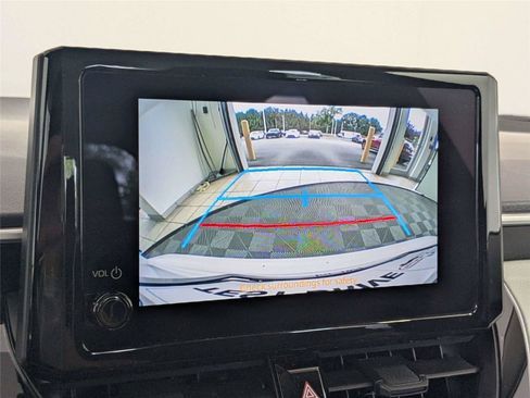 Used 2025 Toyota Corolla LE w/ Convenience Package FWD image 22