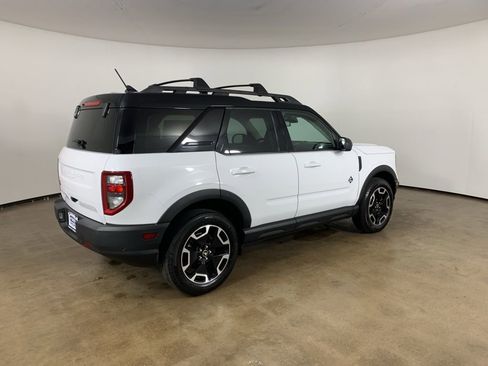 Used 2023 Ford Bronco Sport Outer Banks w/ Tech Package AWD/4WD image 8