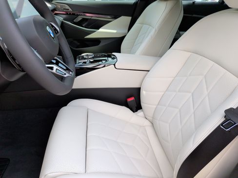 New 2027 BMW 540i xDrive AWD/4WD image 27