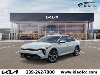 New 2026 Kia K4 LXS video 1