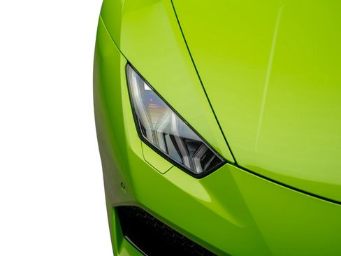 Used 2015 Lamborghini Huracan LP 610-4 AWD/4WD image 3