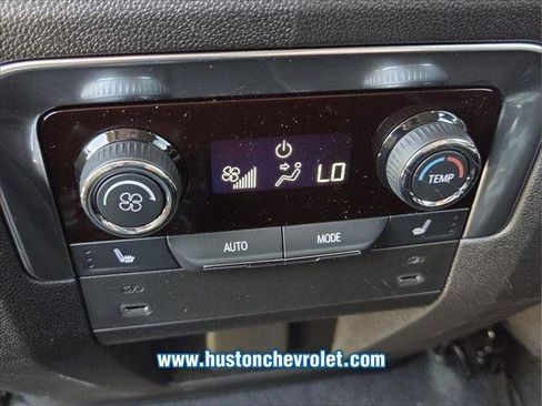 New 2026 Chevrolet Suburban Z71 w/ Comfort Package AWD/4WD image 14