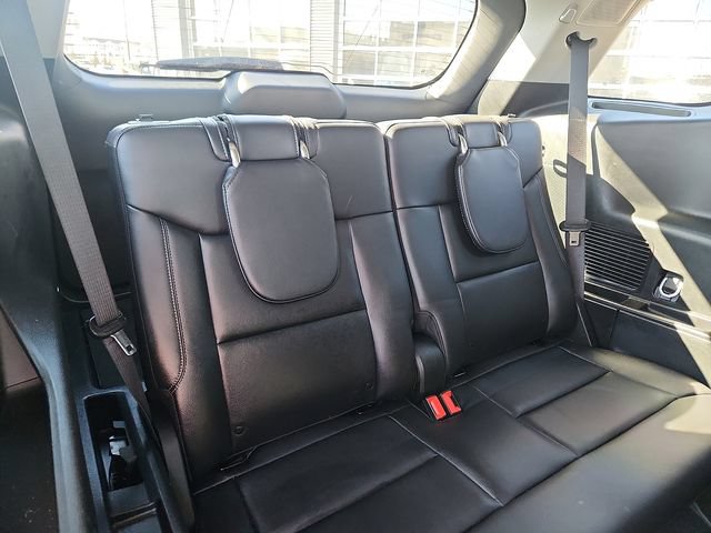 Used 2023 Ford Explorer Limited w/ Equipment Group 301A AWD/4WD image 35