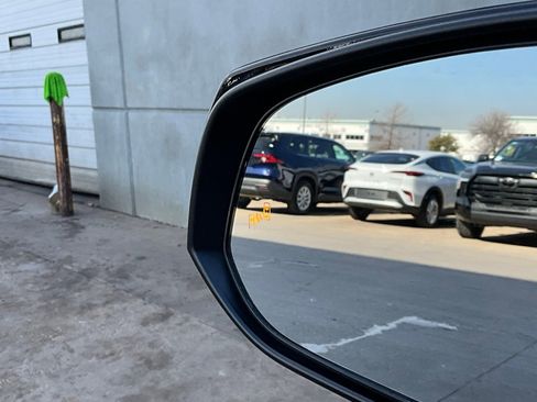 Used 2025 Toyota RAV4 XLE image 20