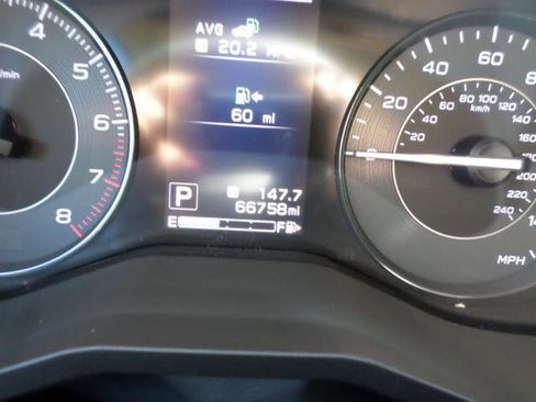 Used 2017 Subaru Impreza 2.0i Premium image 13