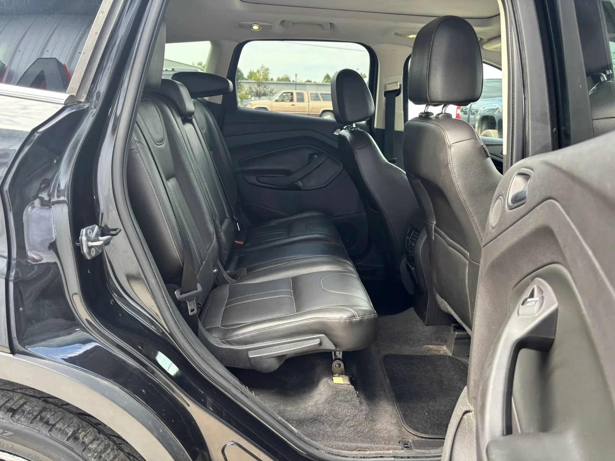 Used 2013 Ford Escape Titanium w/ Parking Technology Pkg FWD image 14