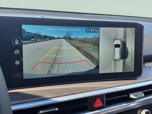 New 2026 Kia Sorento SX image 9