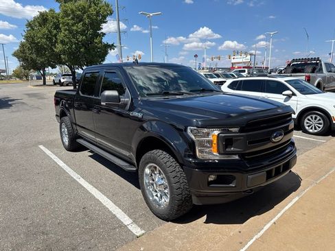 Used 2020 Ford F150 XLT w/ Equipment Group 302A Luxury AWD/4WD image 3