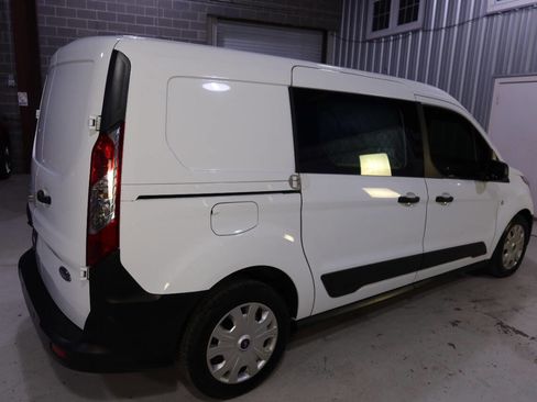 Used 2022 Ford Transit Connect XL image 5