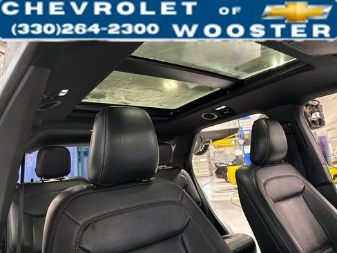 Used 2020 Ford Explorer XLT w/ Equipment Group 202A image 28