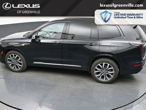 Used 2021 Cadillac XT6 Sport image 23