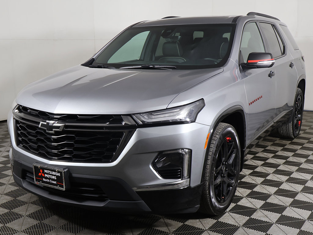 Used 2023 Chevrolet Traverse Premier w/ Redline Edition AWD/4WD image 14