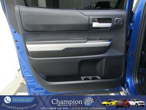 Used 2016 Toyota Tundra SR5 w/ SR5 Upgrade Package AWD/4WD image 19