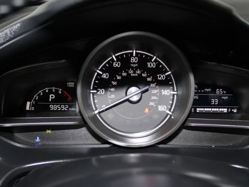 Used 2018 MAZDA MAZDA3 Touring image 16