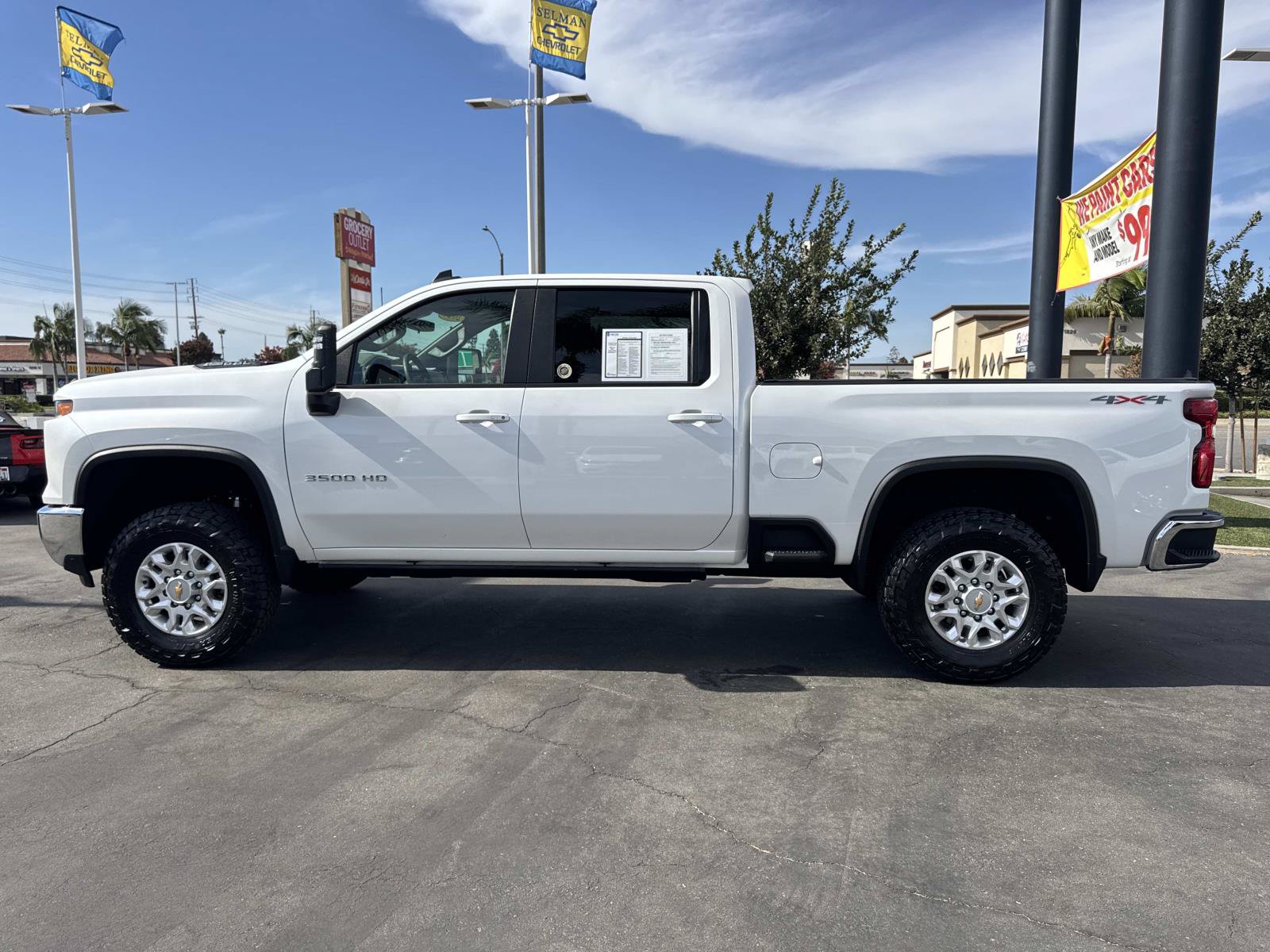 Used 2024 Chevrolet Silverado 3500 LT w/ Convenience Package AWD/4WD image 8