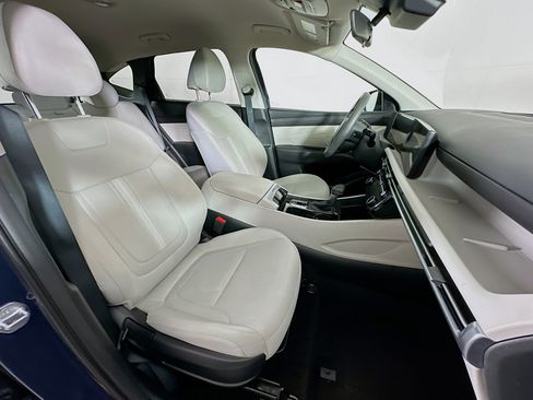 Used 2025 Hyundai Tucson SEL FWD image 30