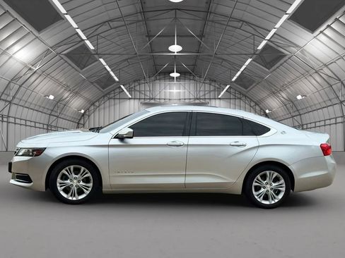 Used 2015 Chevrolet Impala LT w/ Convenience Package image 5
