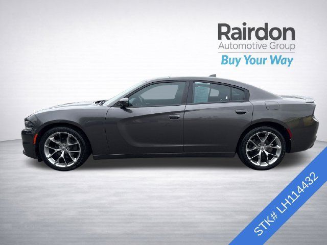 Used 2020 Dodge Charger SXT w/ Plus Group RWD image 4