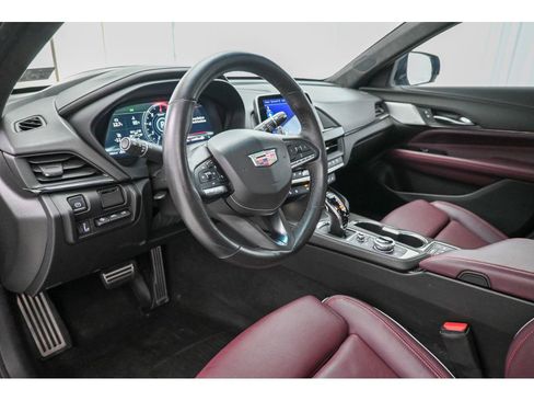 Used 2023 Cadillac CT4 V w/ LPO, ONYX Package image 9