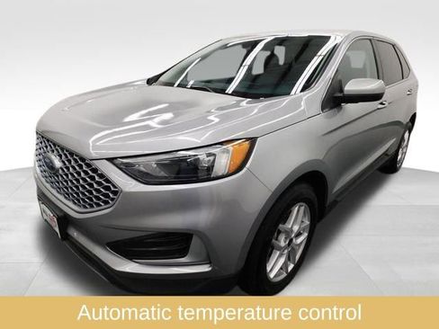 Used 2023 Ford Edge SEL image 8