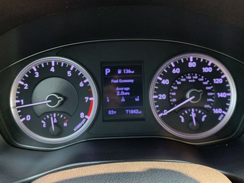Used 2020 Hyundai Santa Fe SE FWD image 28