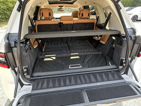 Certified 2025 BMW X7 xDrive40i w/ Premium Package AWD/4WD image 16
