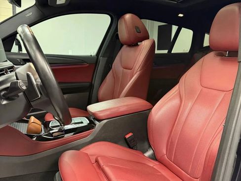 Used 2022 BMW X4 xDrive30i w/ M Sport Package 2 image 7