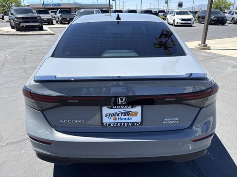 Used 2023 Honda Accord Sport image 9