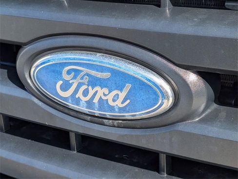 Used 2015 Ford E-350 and Econoline 350 Super Duty image 16