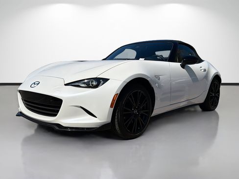 Used 2024 MAZDA MX-5 Miata Club image 7