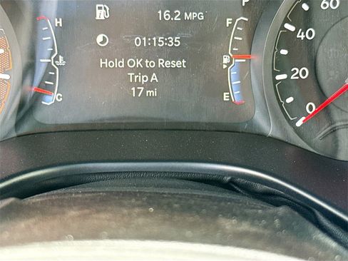 New 2026 Jeep Compass Latitude image 12