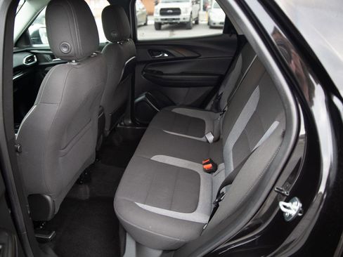 Used 2023 Chevrolet TrailBlazer LT w/ Convenience Package image 21