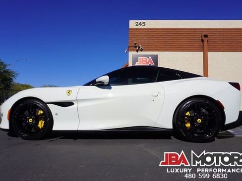 Used 2019 Ferrari Portofino image 38